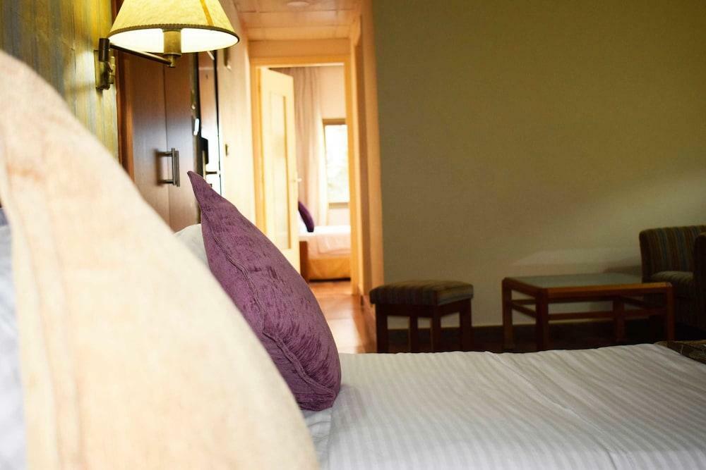 Orient Prince Hotel Beirut Bagian luar foto
