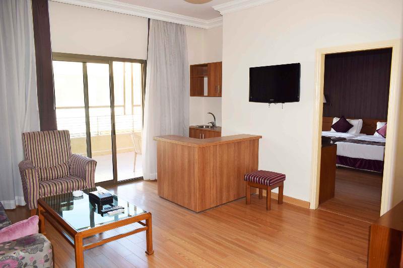 Orient Prince Hotel Beirut Bagian luar foto