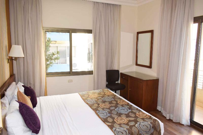 Orient Prince Hotel Beirut Bagian luar foto